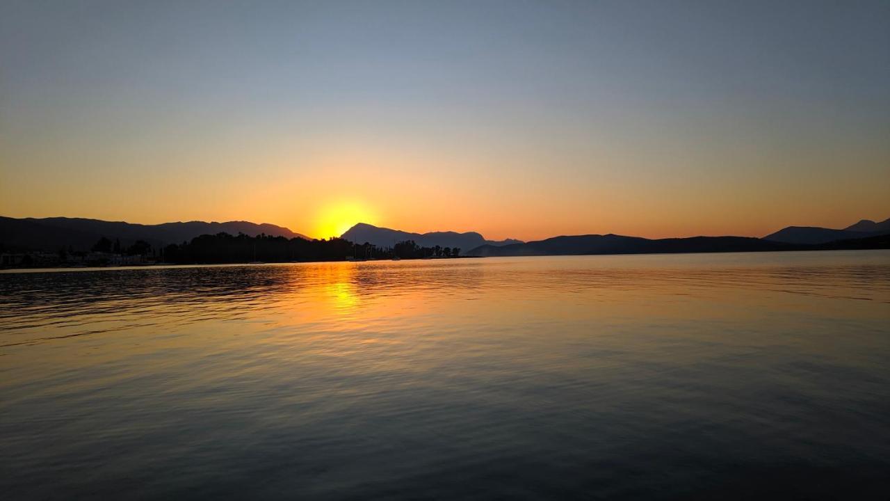 Poros Mood 酒店